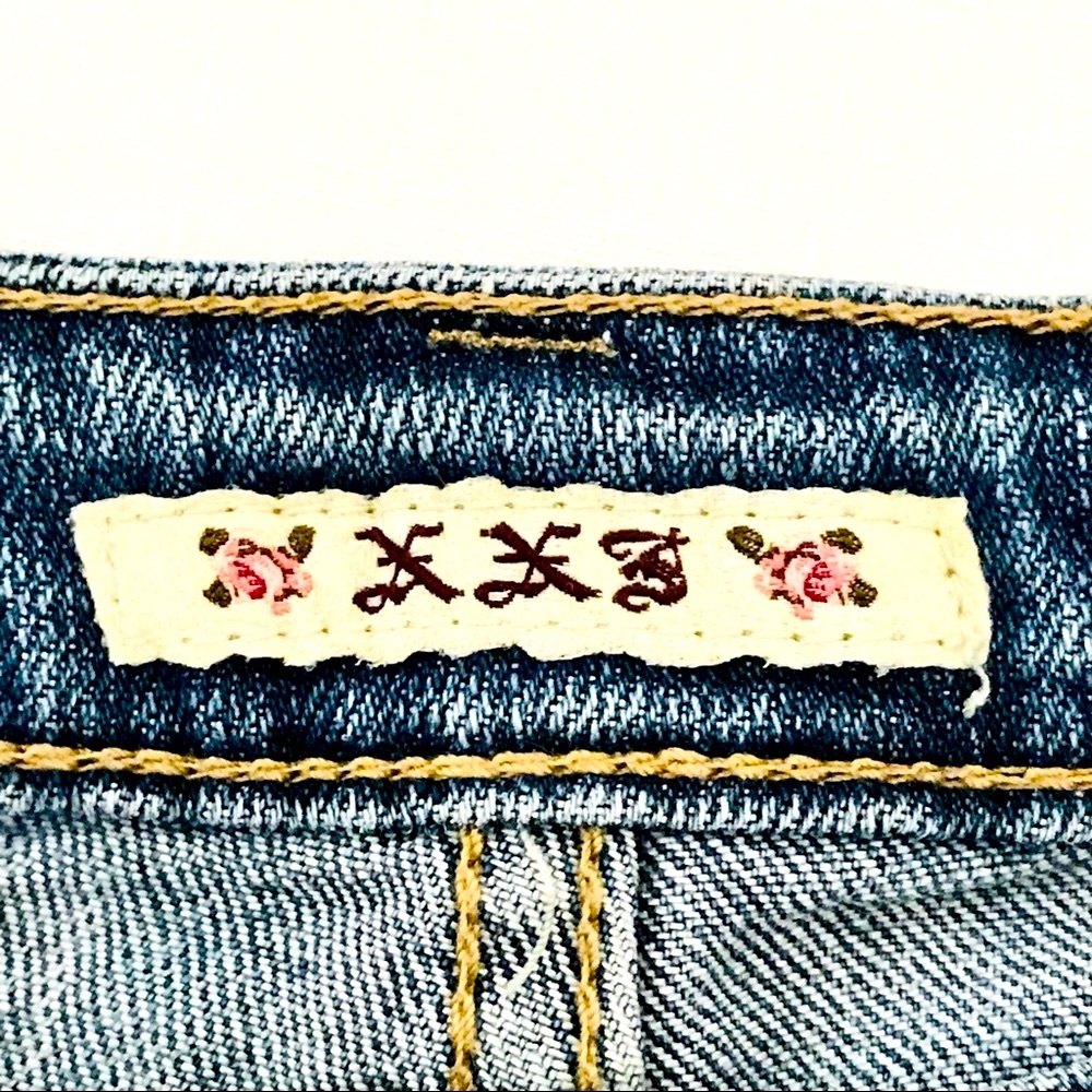 Jean Shorts / Low~Rise